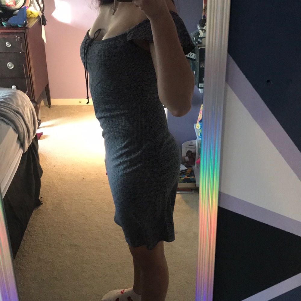 Patterned Off-The-Shoulder Knee-Length Dress - image 2